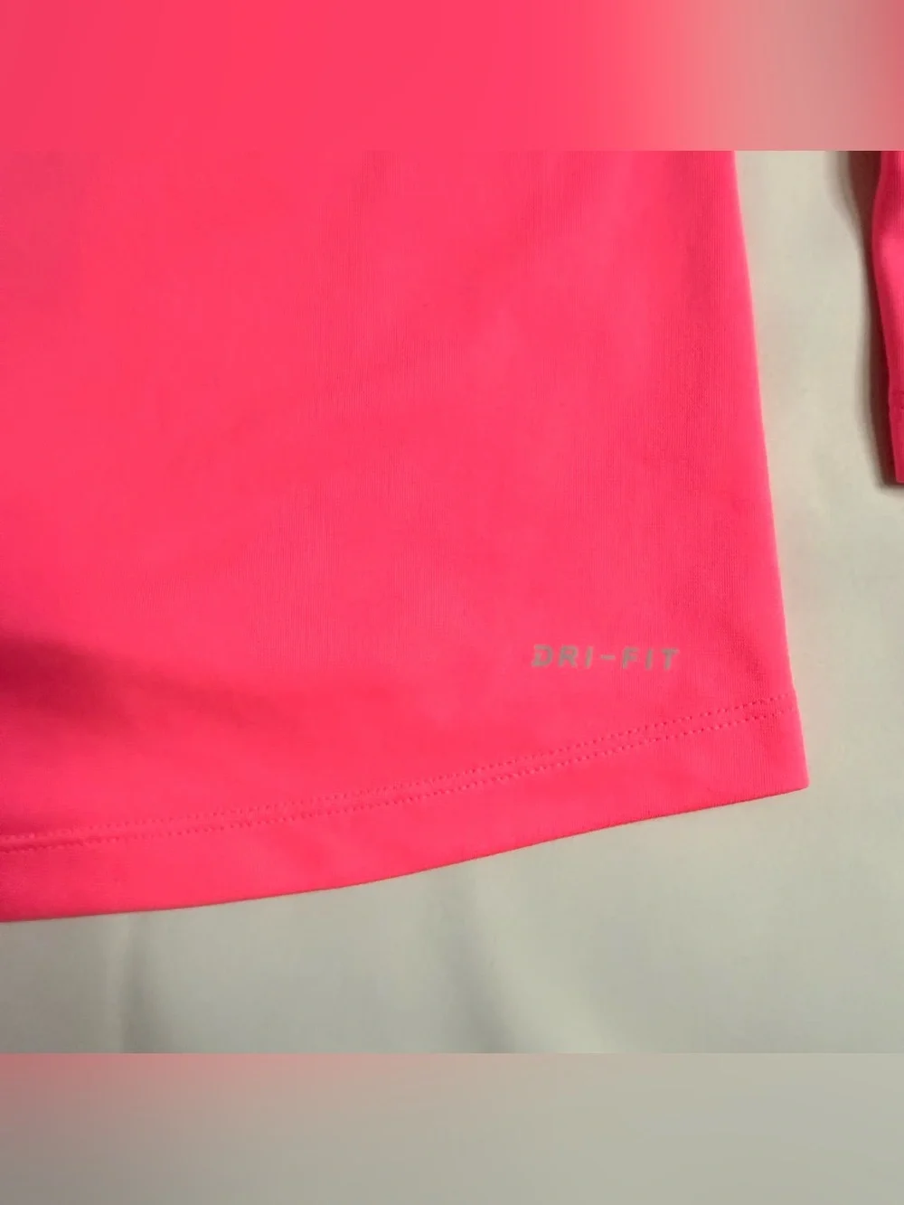 Nike Running Dri-FIT Neon Pink Reflective Quarter Zip Pullover XS